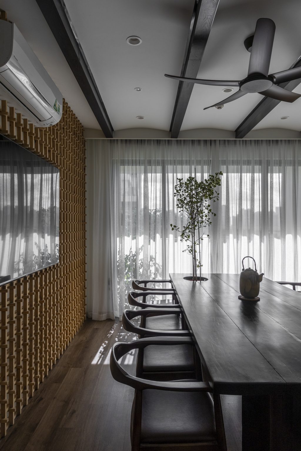 Diamond Island Apartment – Wabi-Sabi Inspired Design (2021)